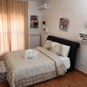  Kwatera prywatna Casa Donna Di Cuori