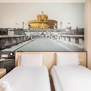 Roma Aeroporto Fiera 2 Φιουμιτσίνο